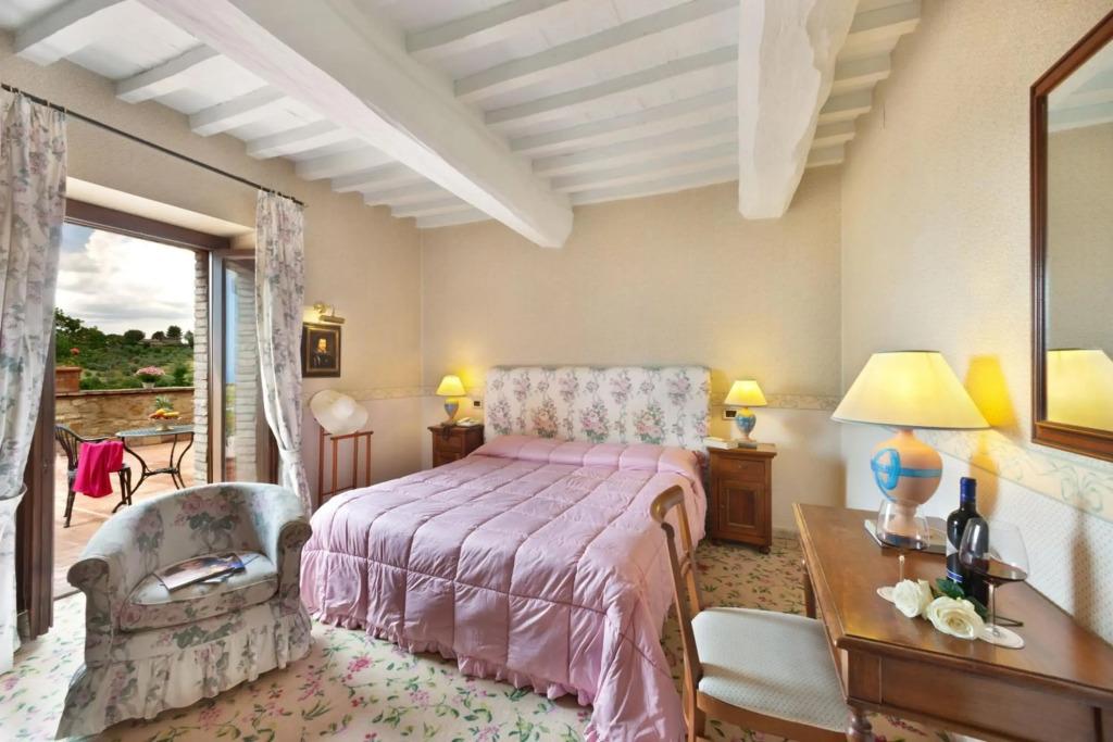 hotel image 12
