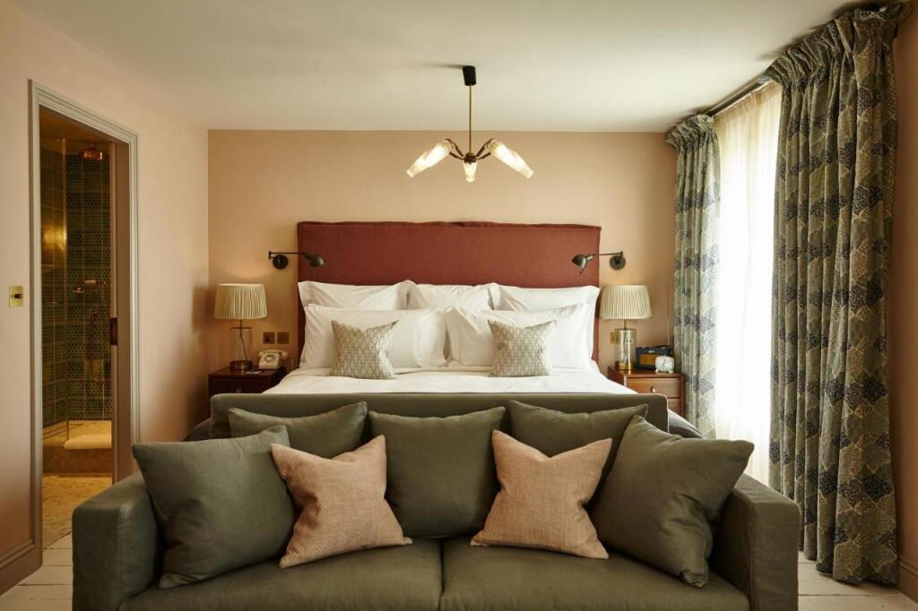 hotel image 8