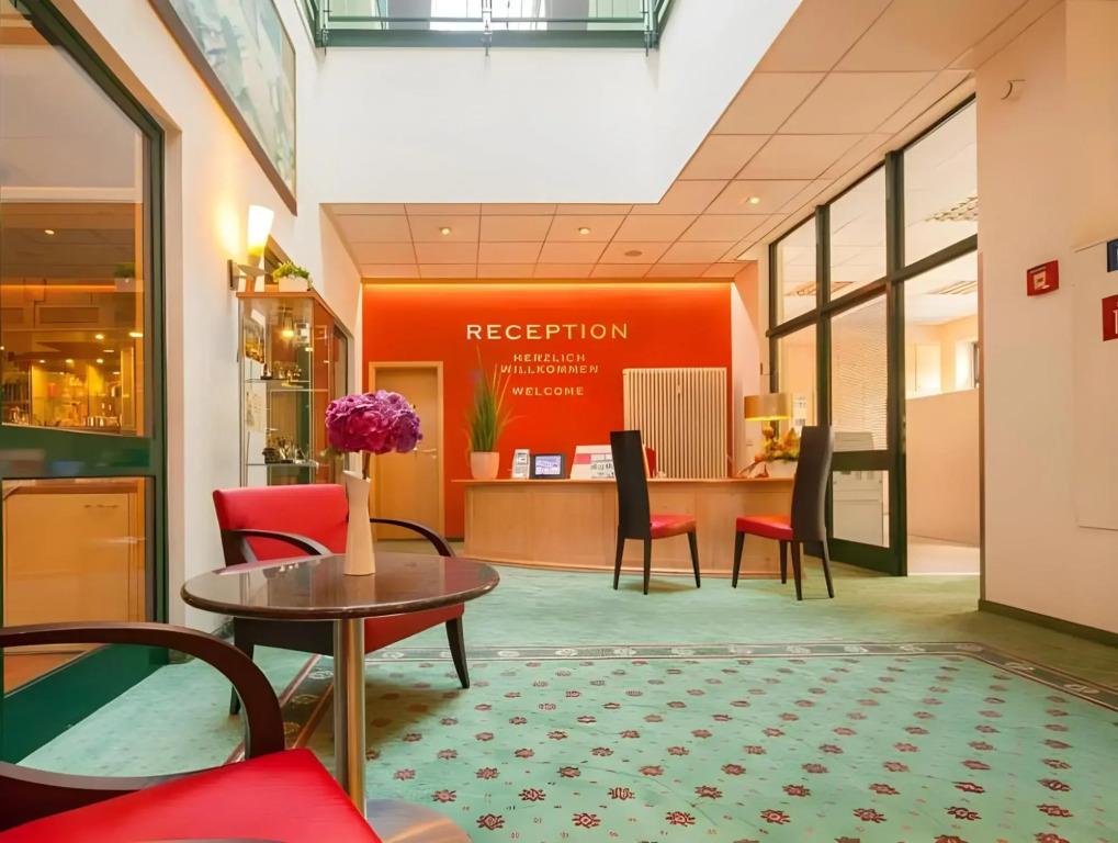 hotel image 10