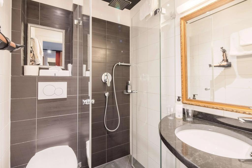 hotel image 9