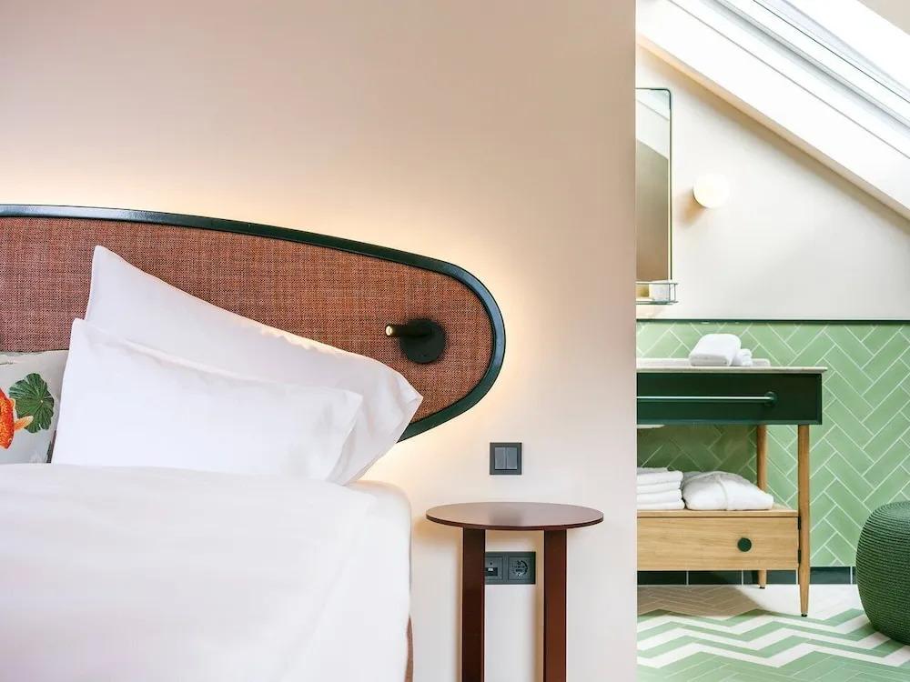 hotel image 11
