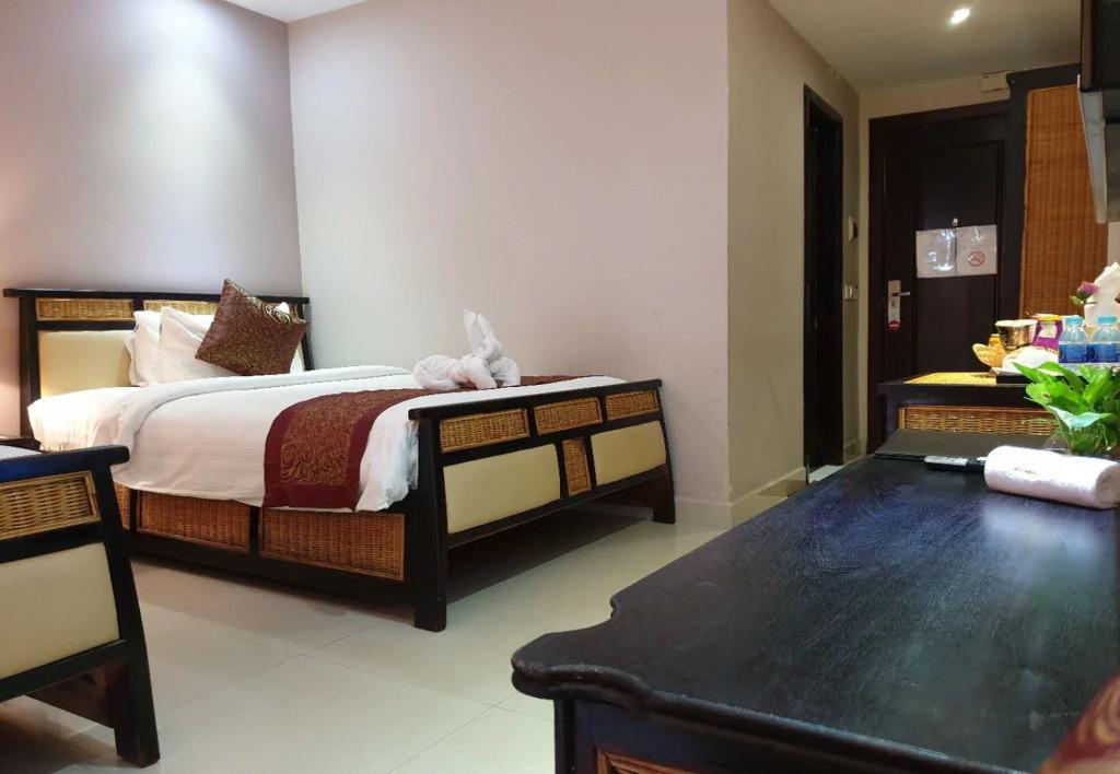 hotel image 13