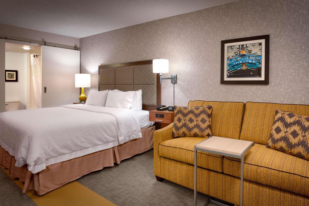 hotel image 10
