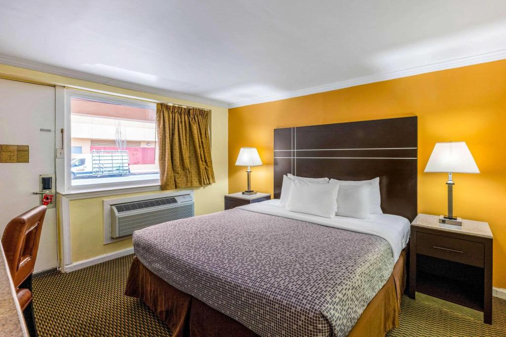 hotel image 12