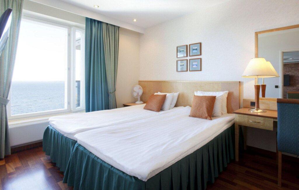 hotel image 9