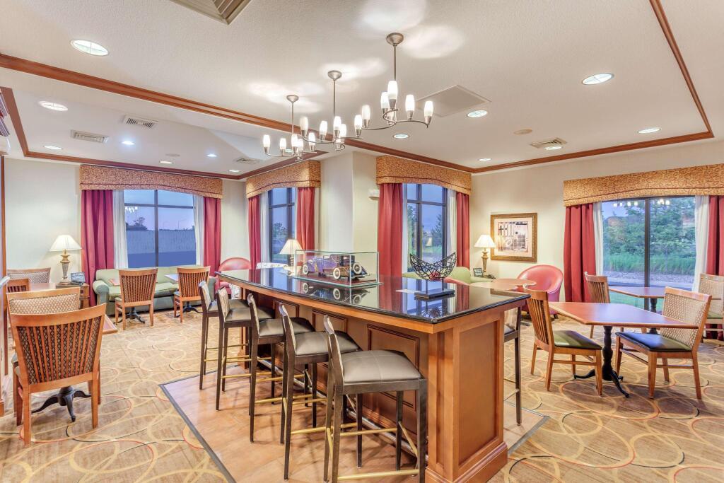 hotel image 10