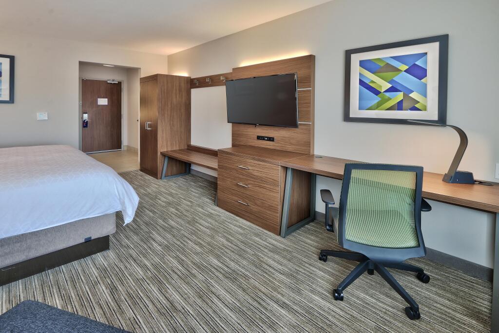 hotel image 16