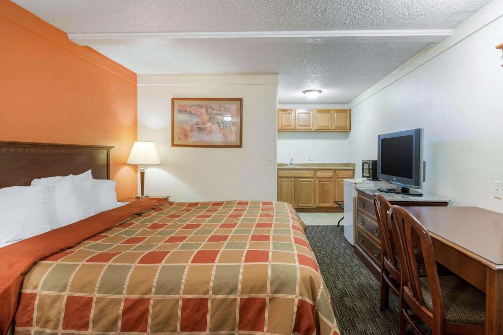 hotel image 13