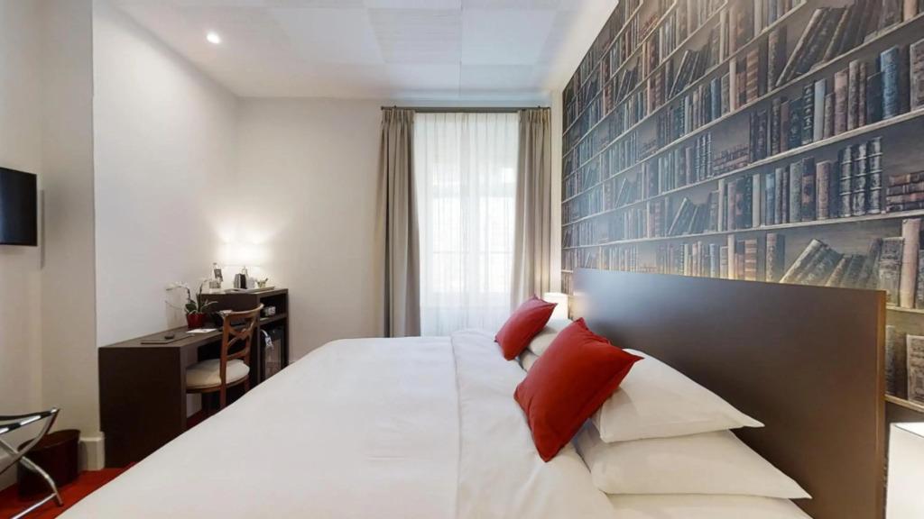 hotel image 10