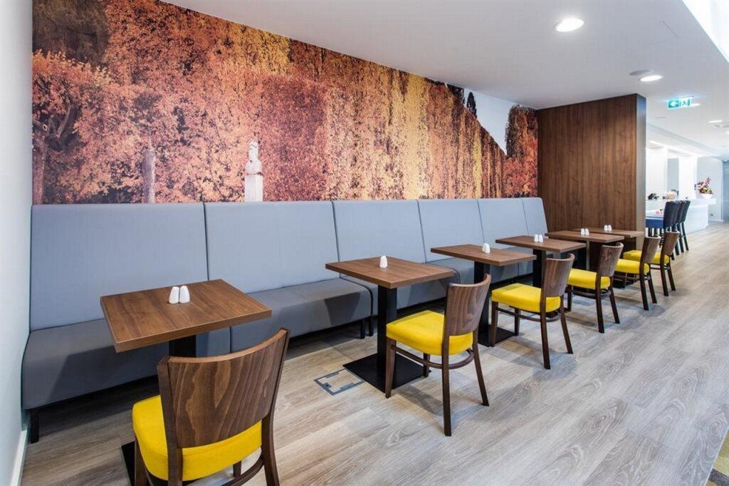 hotel image 8