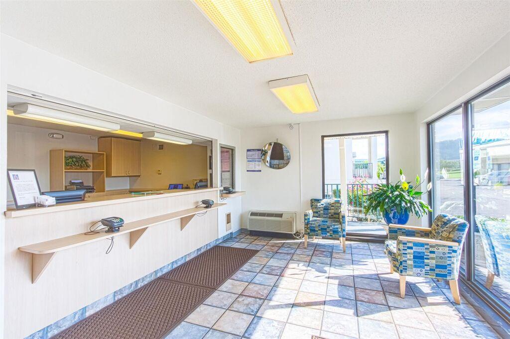 hotel image 9