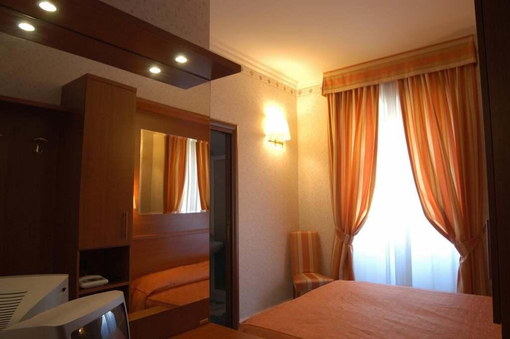 hotel image 16