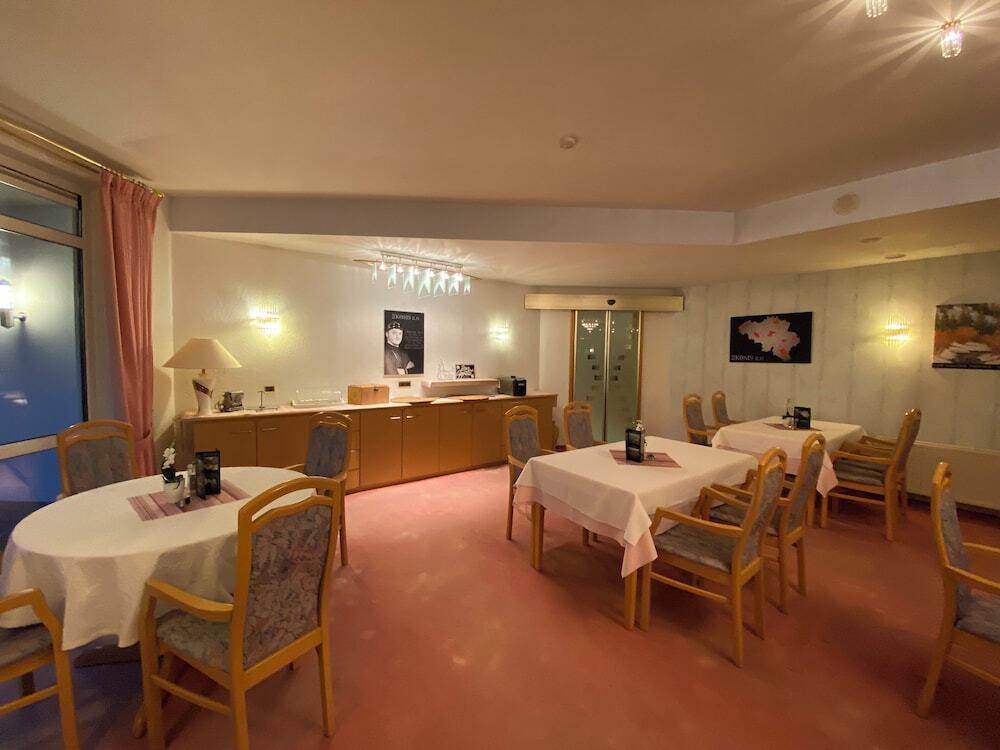 hotel image 11