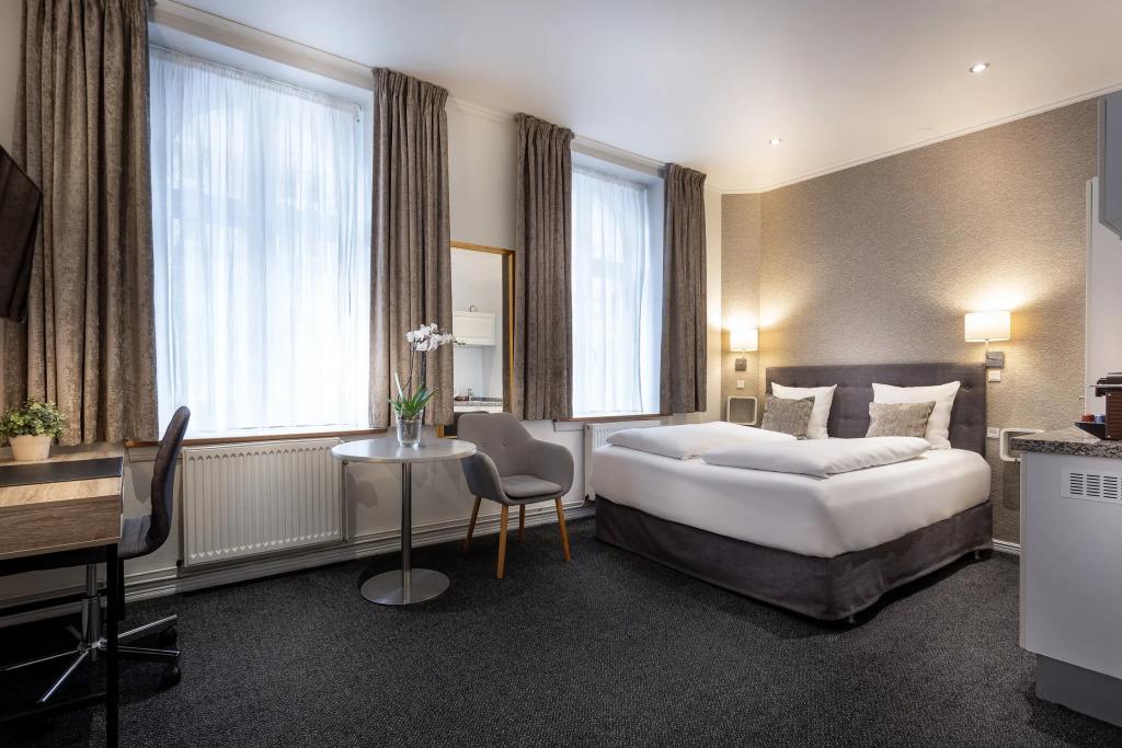 hotel image 13