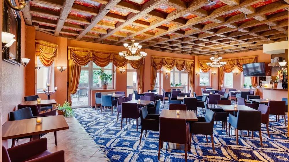 hotel image 8