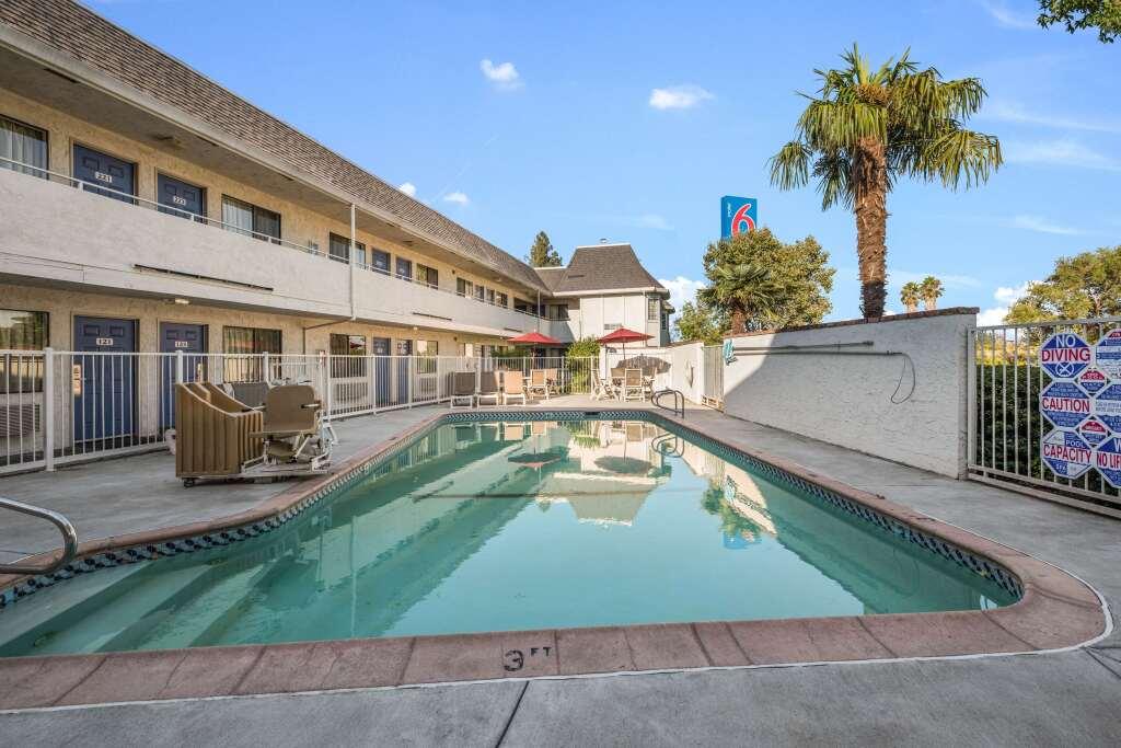 hotel image 14
