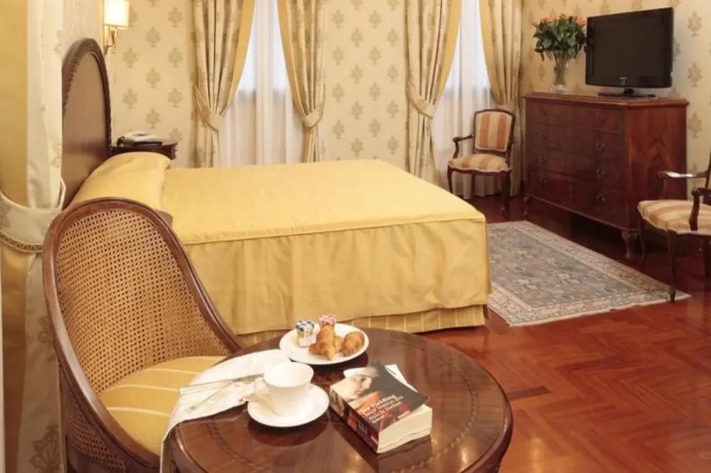 hotel image 23
