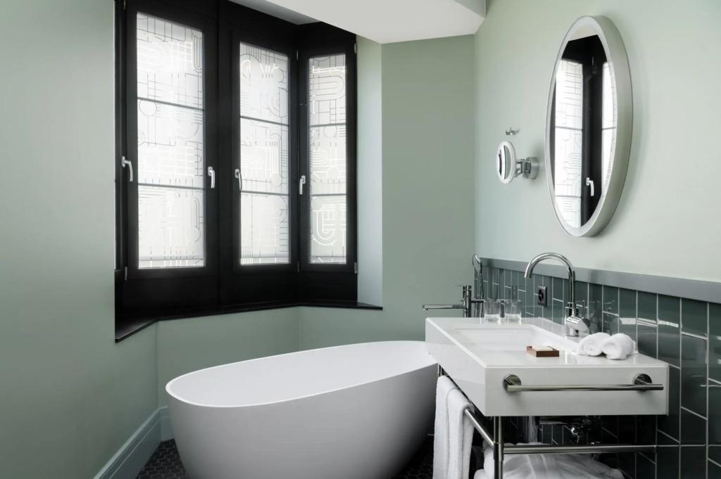 hotel image 9