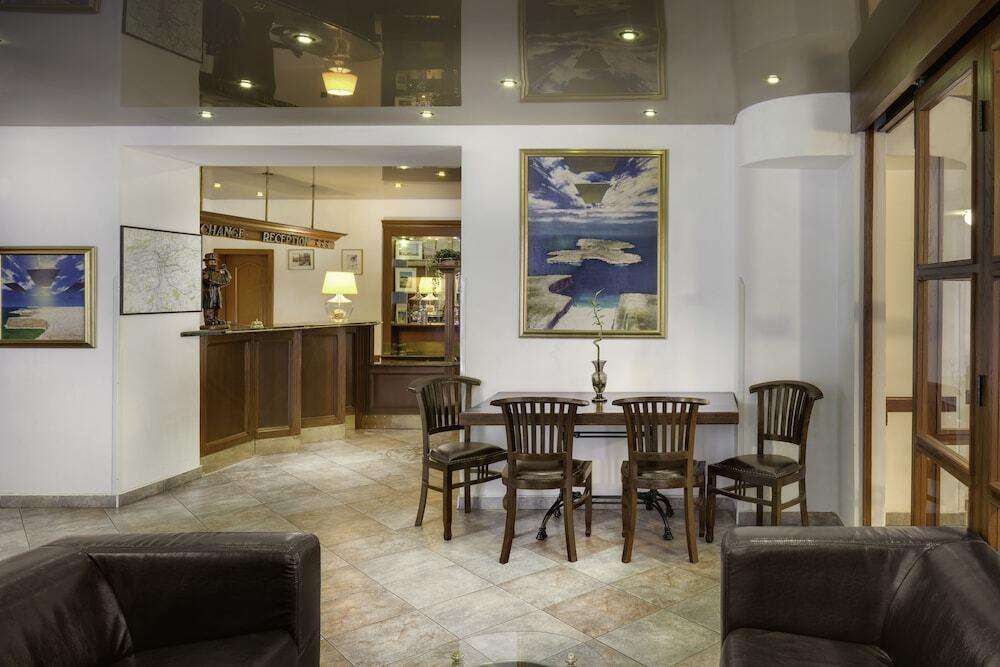 hotel