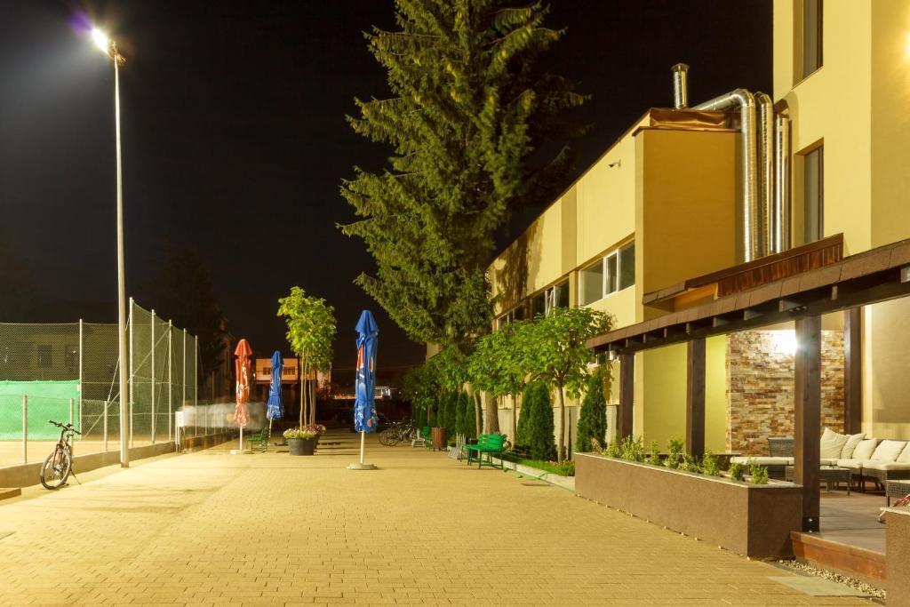 hotel image 10