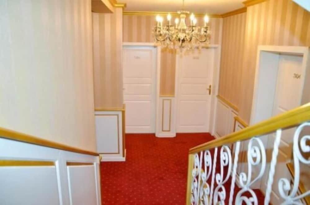 hotel image 11