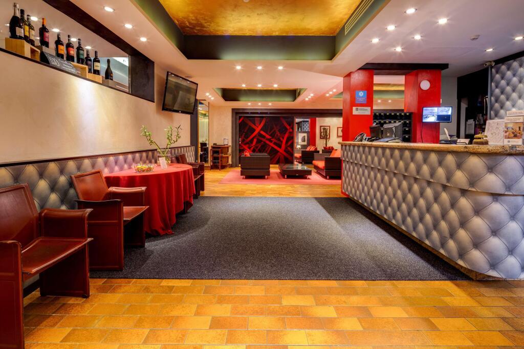 hotel image 32