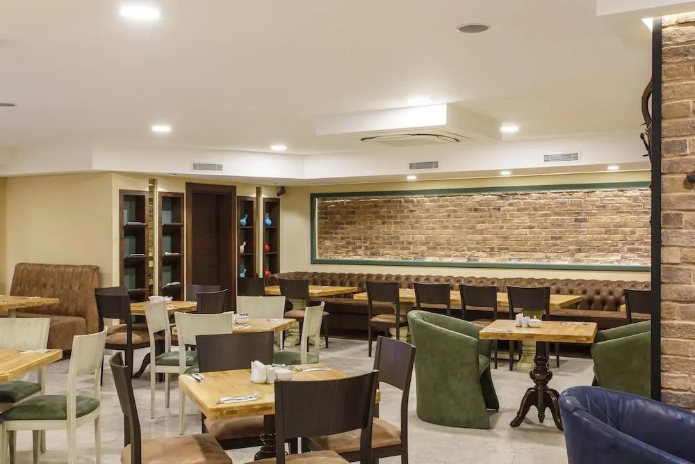 hotel image 10