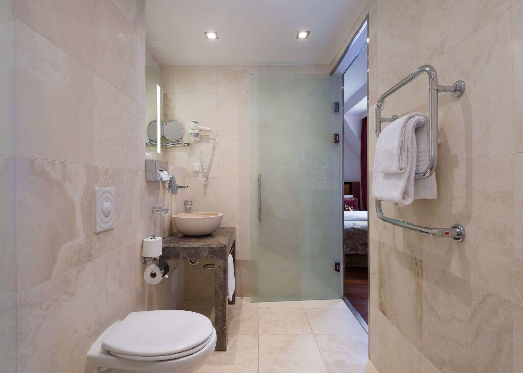 hotel image 32