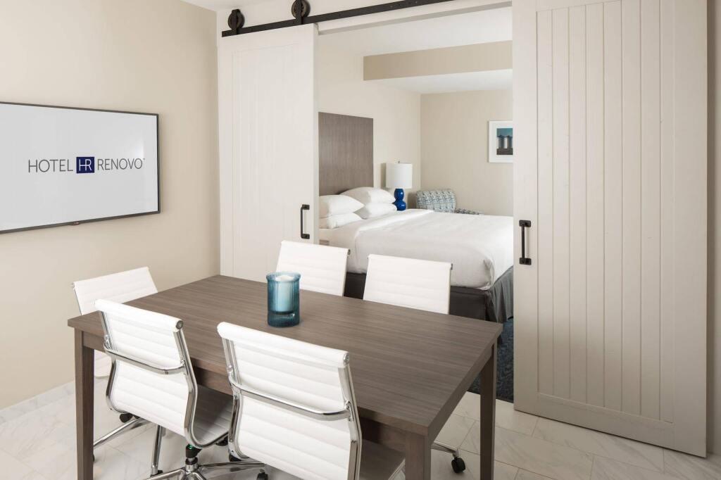 hotel image 10