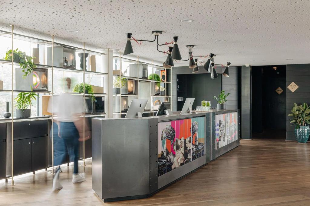 hotel image 13