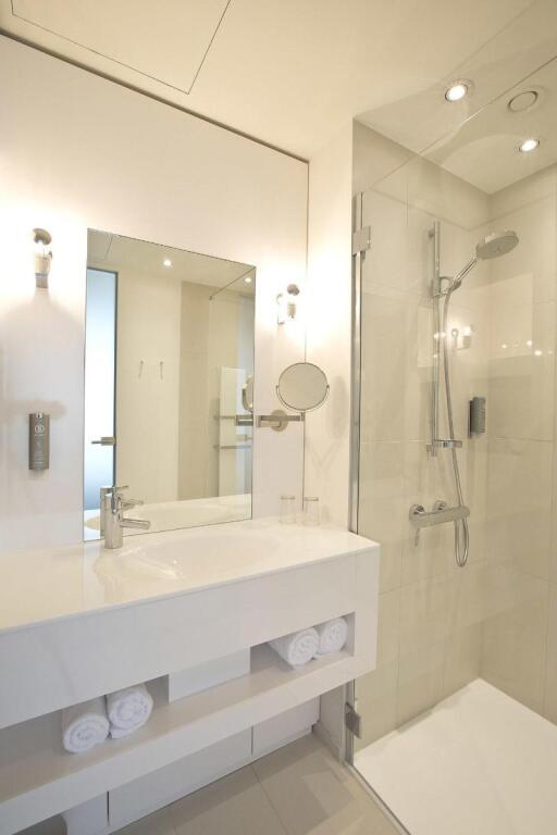 hotel image 10