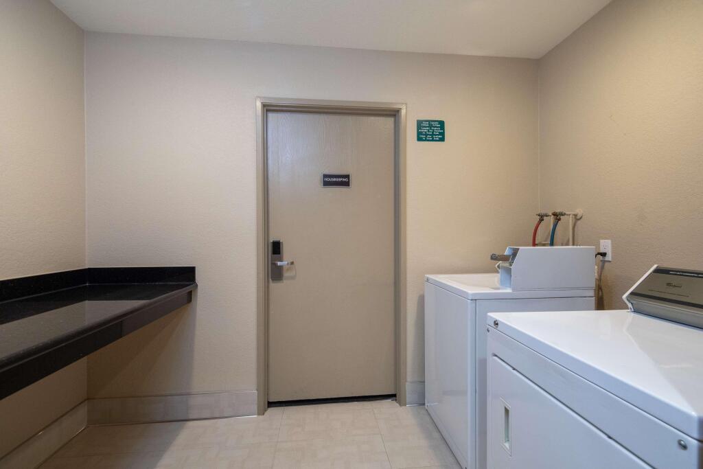hotel image 38