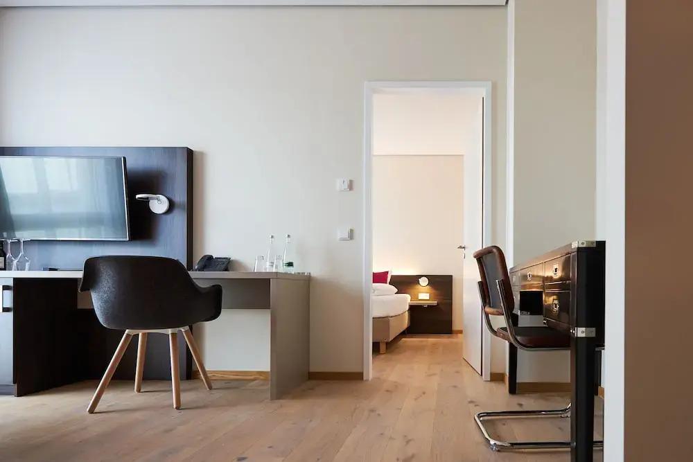 hotel image 9