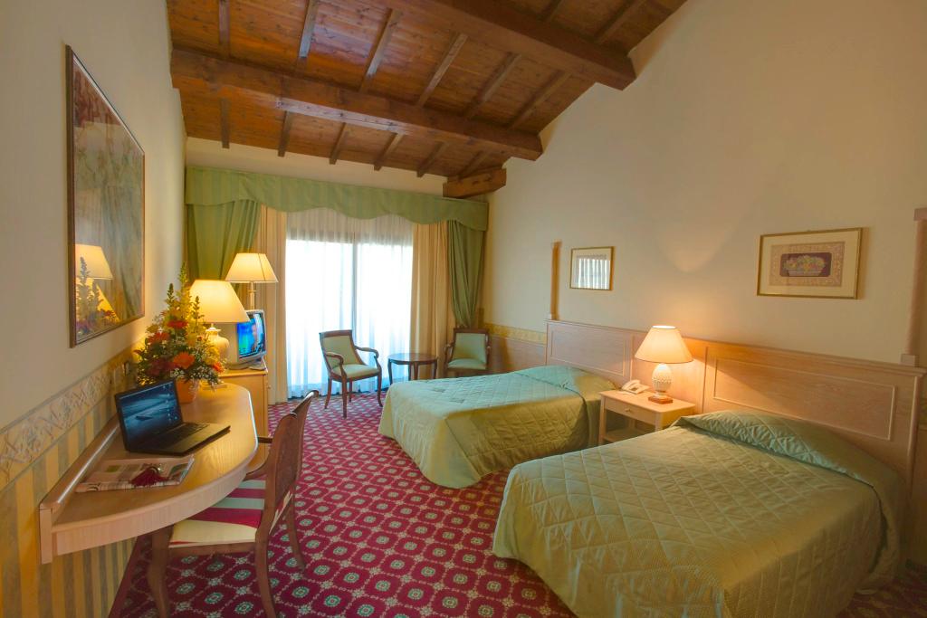 hotel image 18