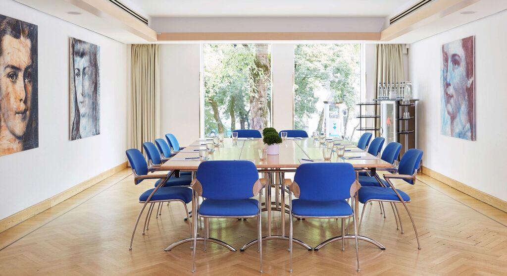 hotel image 13