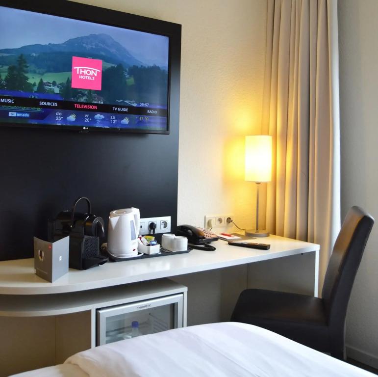 hotel image 8
