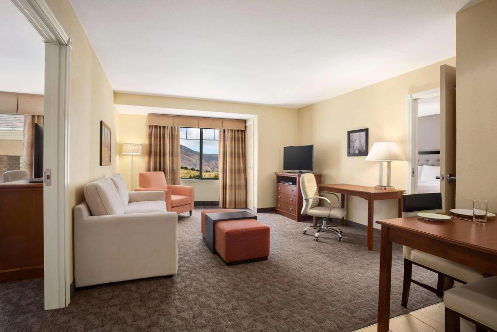 hotel image 16