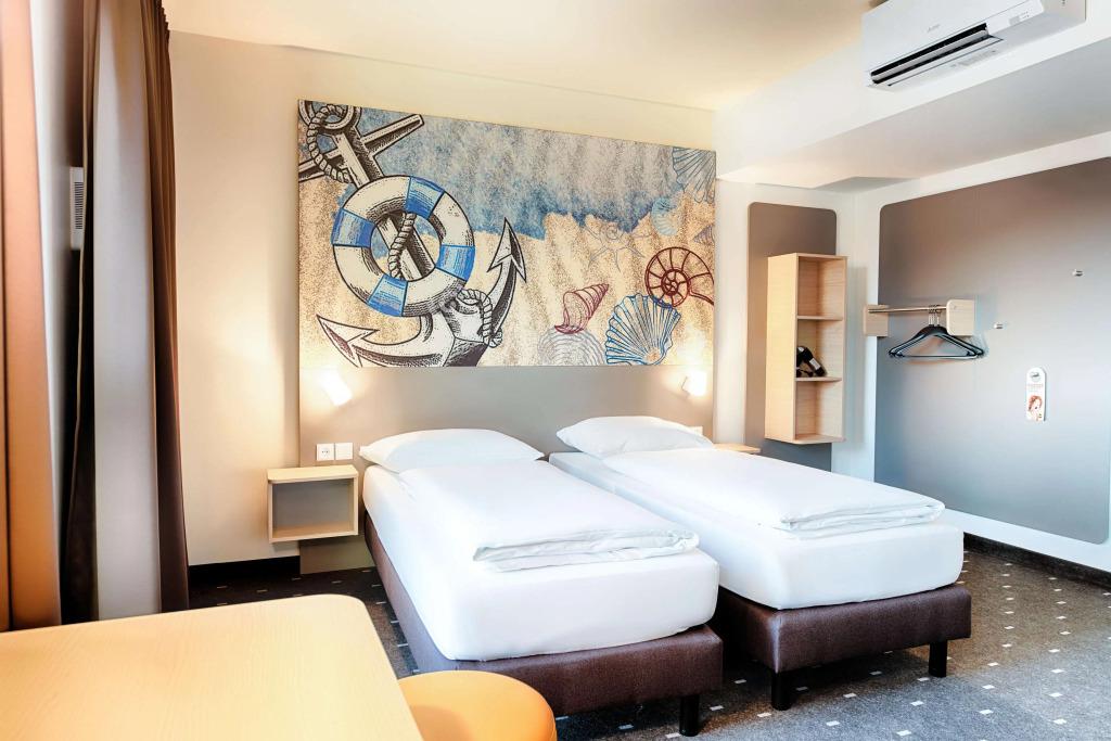 hotel image 13
