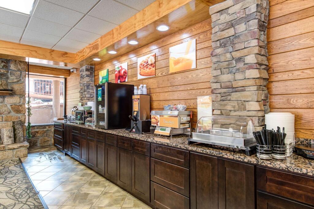 hotel image 11