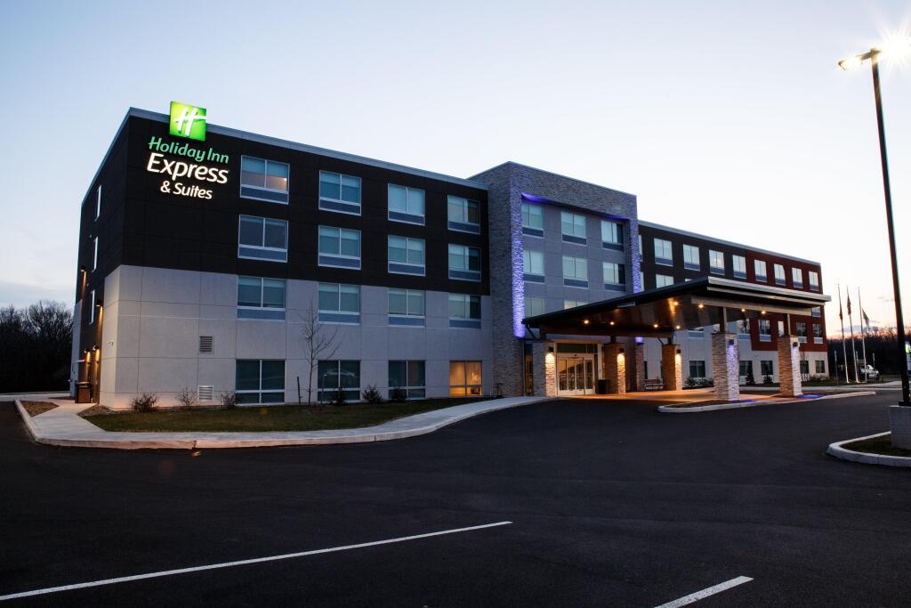 hotel image 13