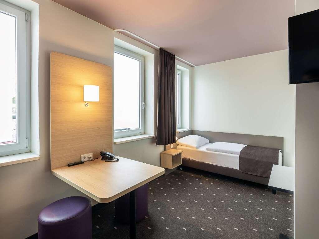 hotel image 9