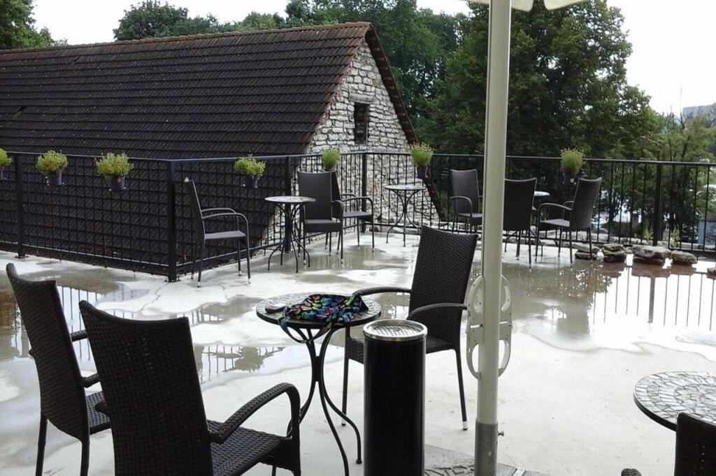 hotel image 12