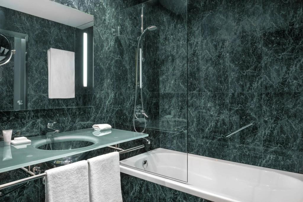 hotel image 13