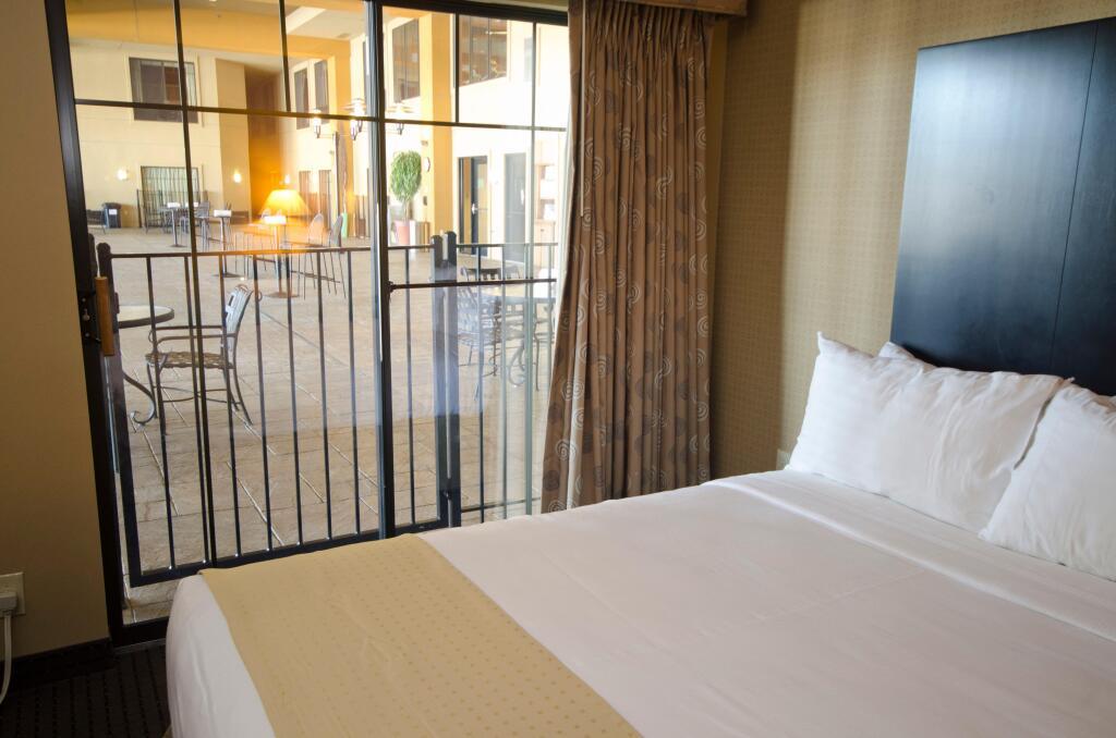 hotel image 10