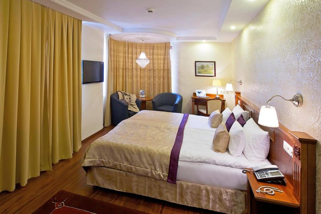 hotel image 11