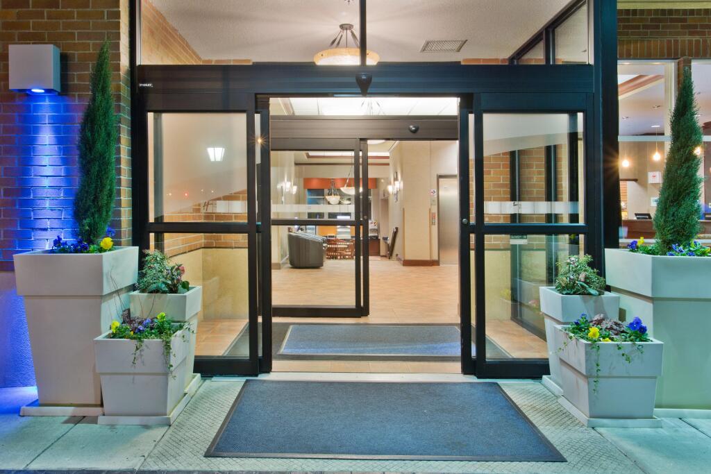 hotel image 13