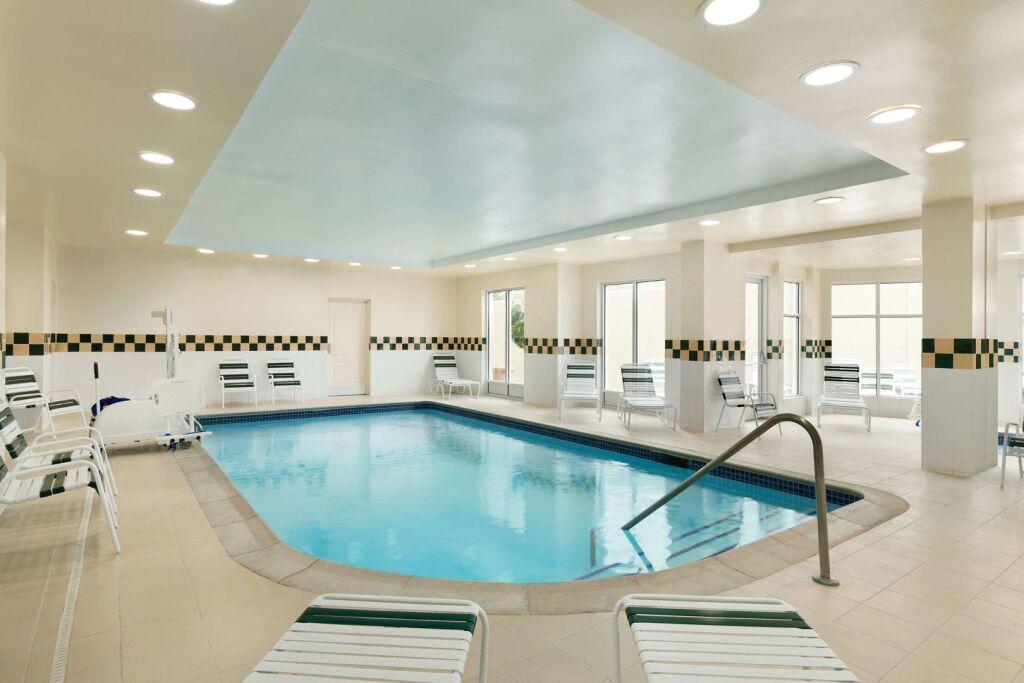 hotel image 16