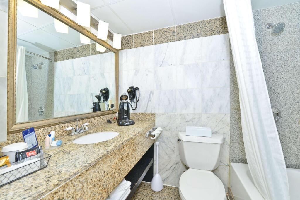hotel image 16