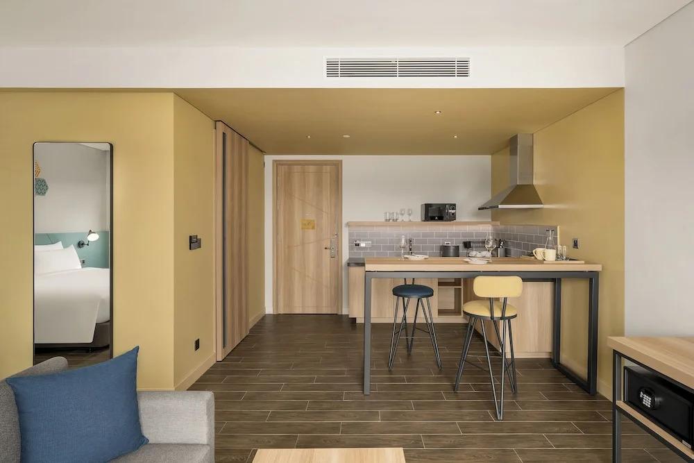 hotel image 10