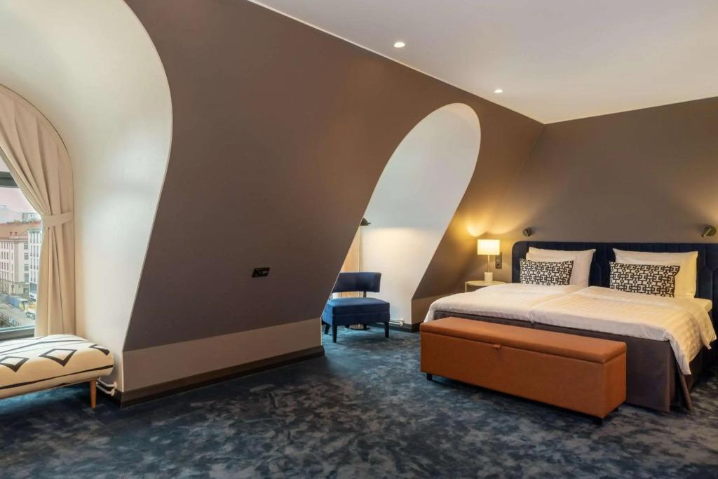 hotel image 9